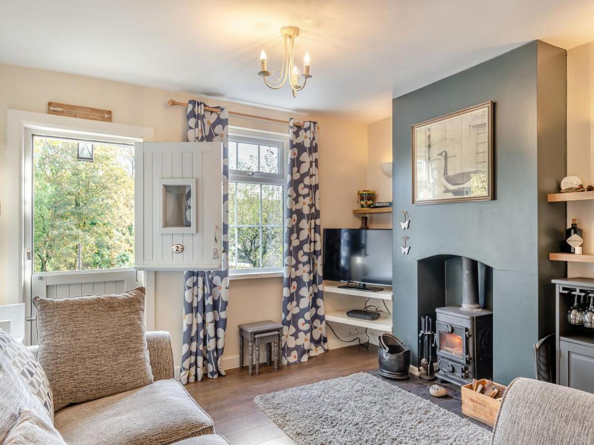 Daisy Cottage Лийк Екстериор снимка