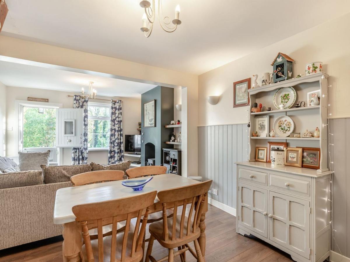 Daisy Cottage Лийк Екстериор снимка
